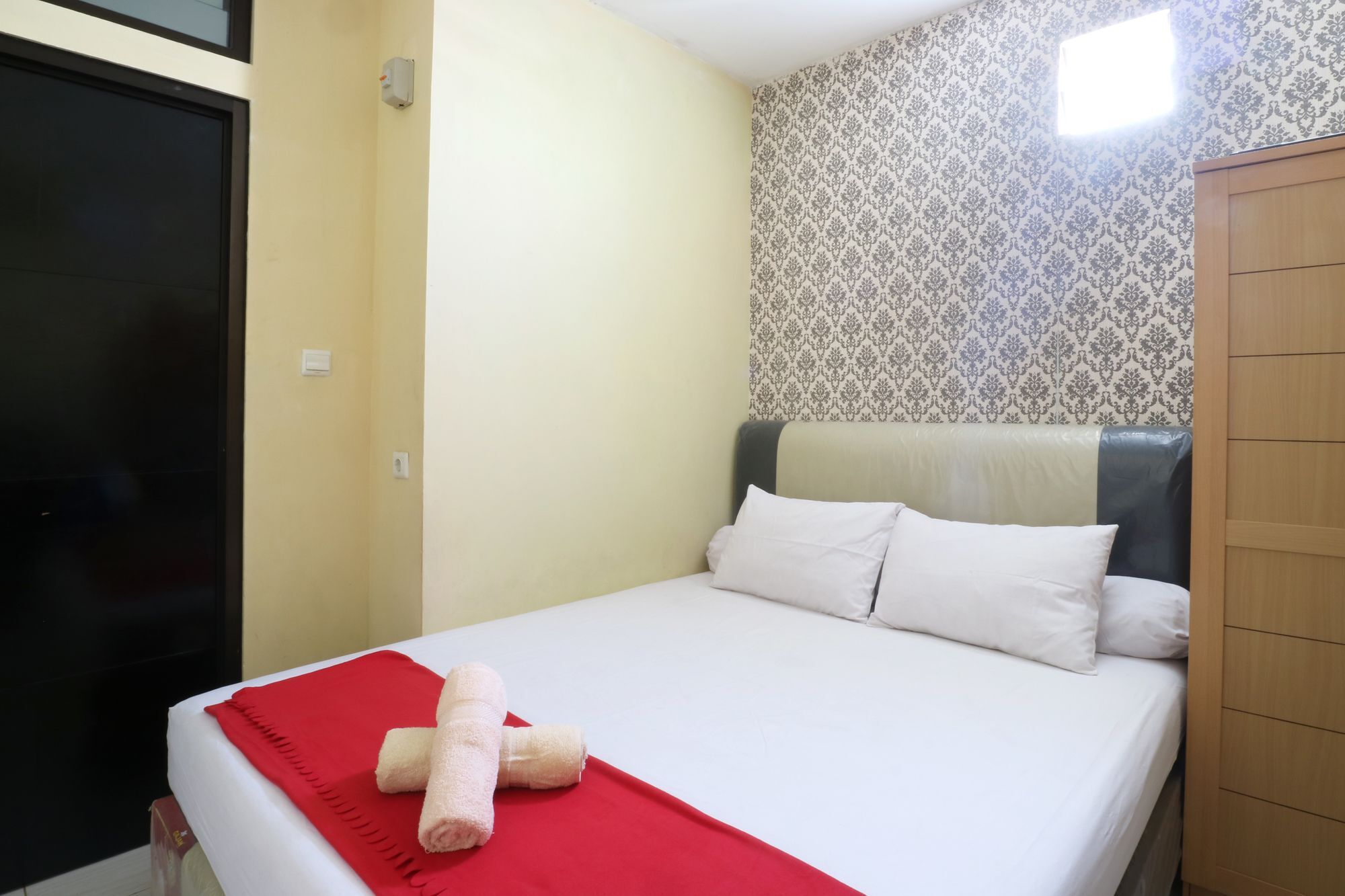 Oyo 90489 Kejora Homestay Jakarta Buitenkant foto
